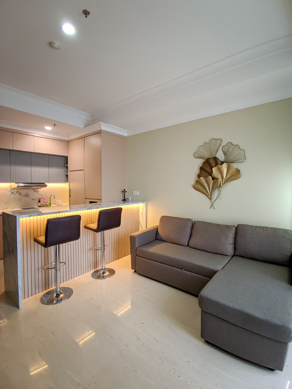Apartemen Permata Hijau Suites 2BR Lantai 30 Full Furnish Disewakan, foto 2 dari 5