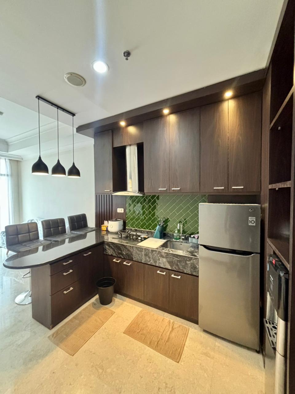 Apartemen Permata Hijau Suites 2BR XL Lantai 18 Full Furnish Disewakan, foto 1 dari 5
